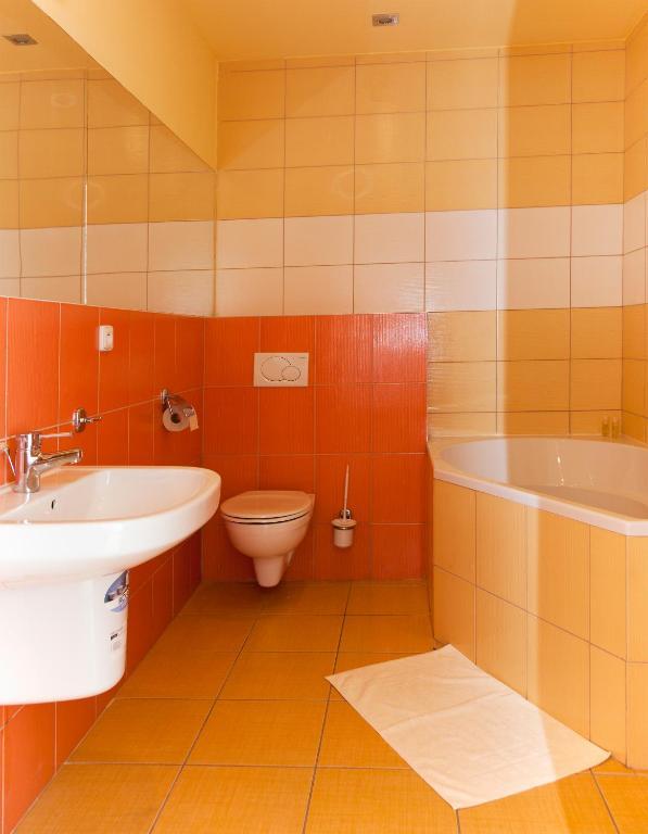 Hotel Spolcentrum Svit Habitación foto